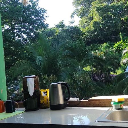 Hostel Tuanis Surf Camp Playa Santa Teresa  외부 사진