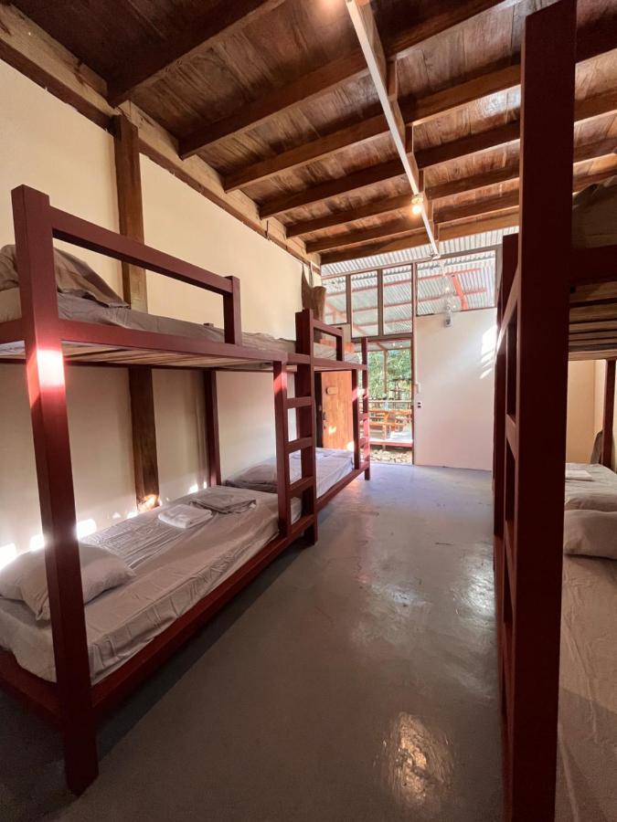 Hostel Tuanis Surf Camp Playa Santa Teresa  외부 사진