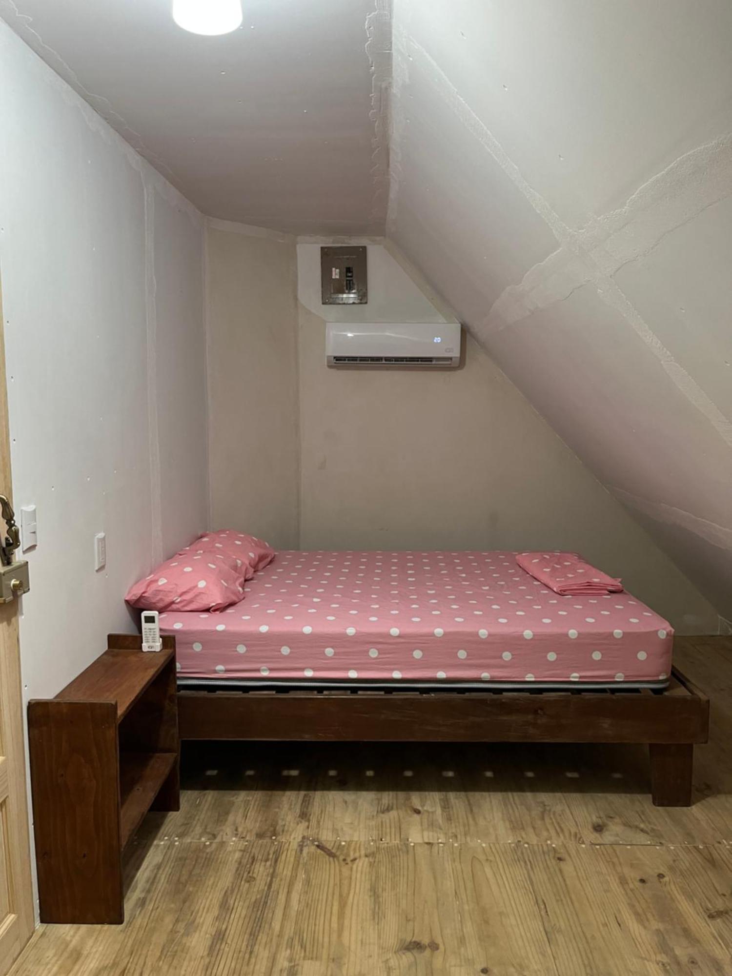 Hostel Tuanis Surf Camp Playa Santa Teresa  외부 사진